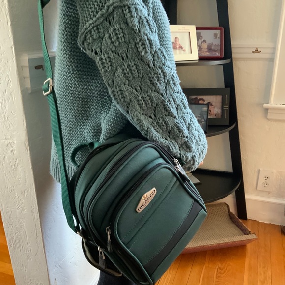 Women’s Ricardo Carry-on Travel bag - Picture 5 of 6